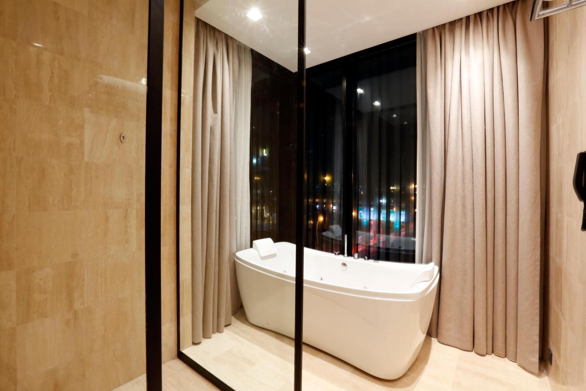 Alma Hotel Rijad Zewnętrze zdjęcie